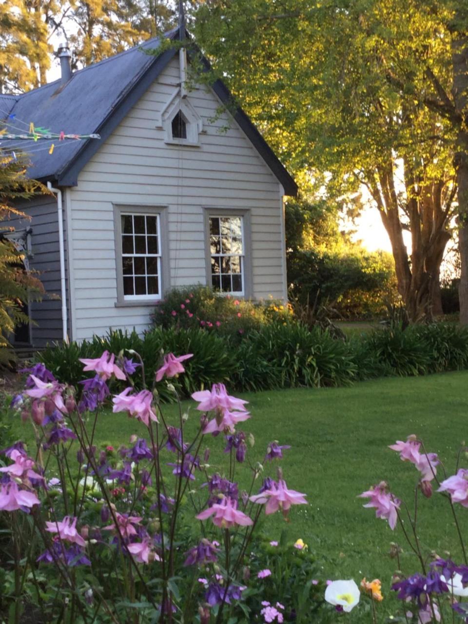 Gasthaus The Old School House Te Awamutu Exterior foto